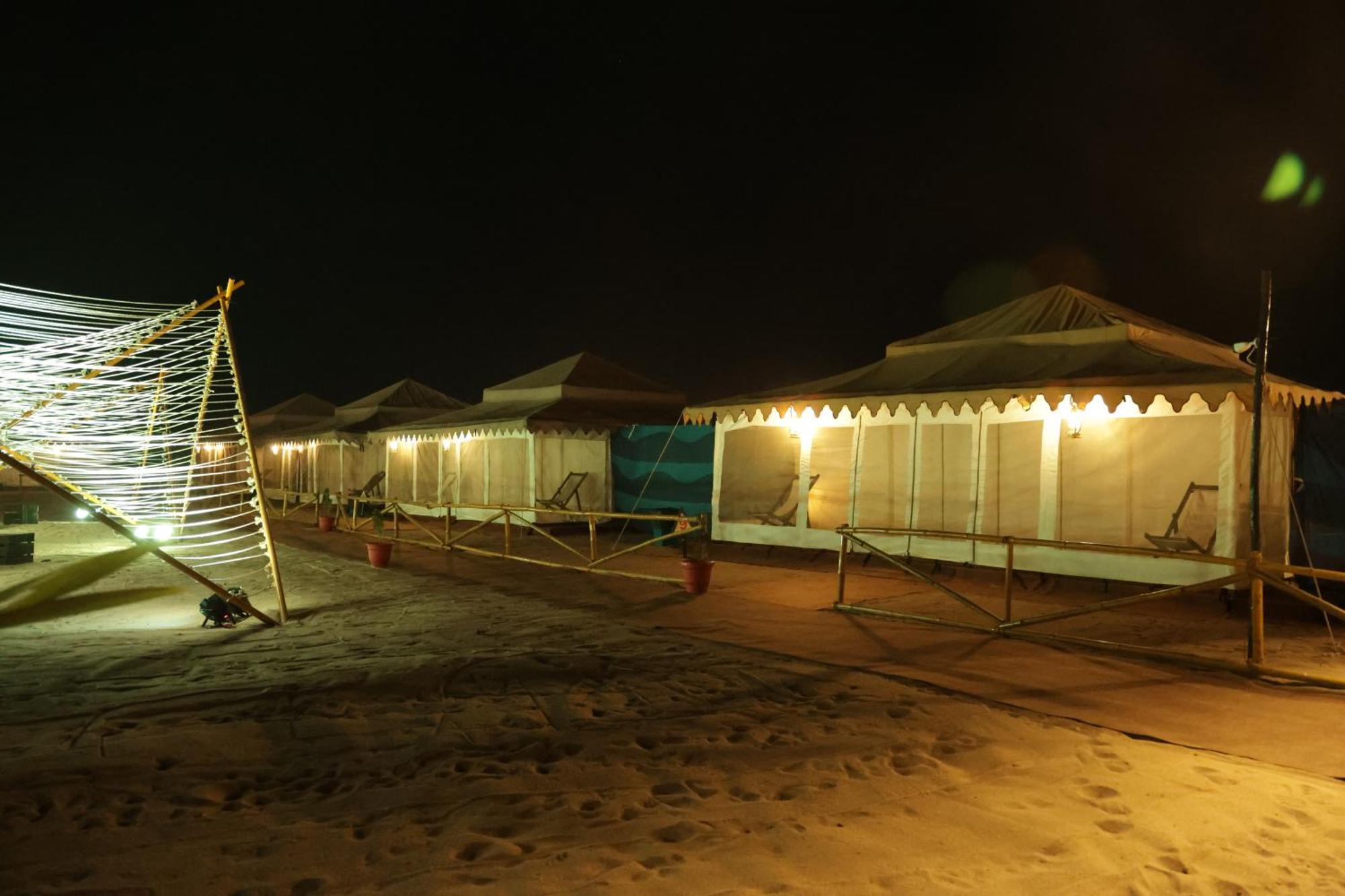 White Sands Bay Mandvi Bagian luar foto