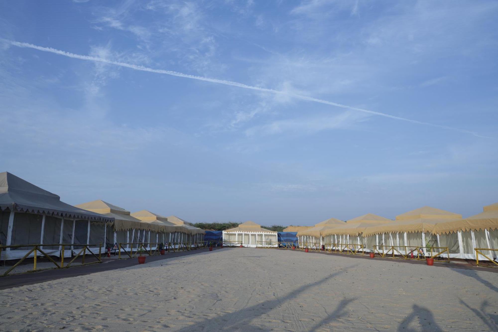 White Sands Bay Mandvi Bagian luar foto